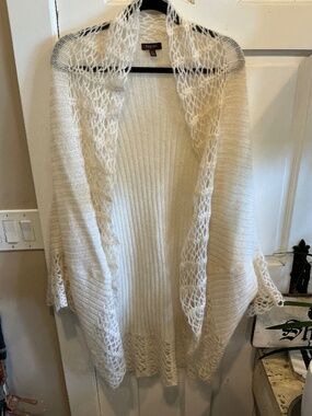 Tesori wrap sweater in creamy white!  Size m/l